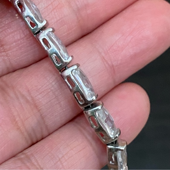 Vintage FAS 925 Stamped Sterling Silver CZ Cubic Zirconia Tennis Bracelet - Picture 13 of 16